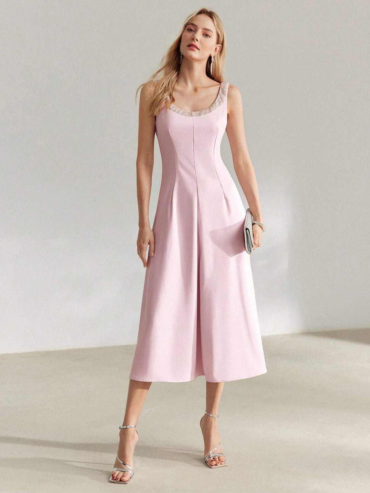 Round Neck Midi Dress