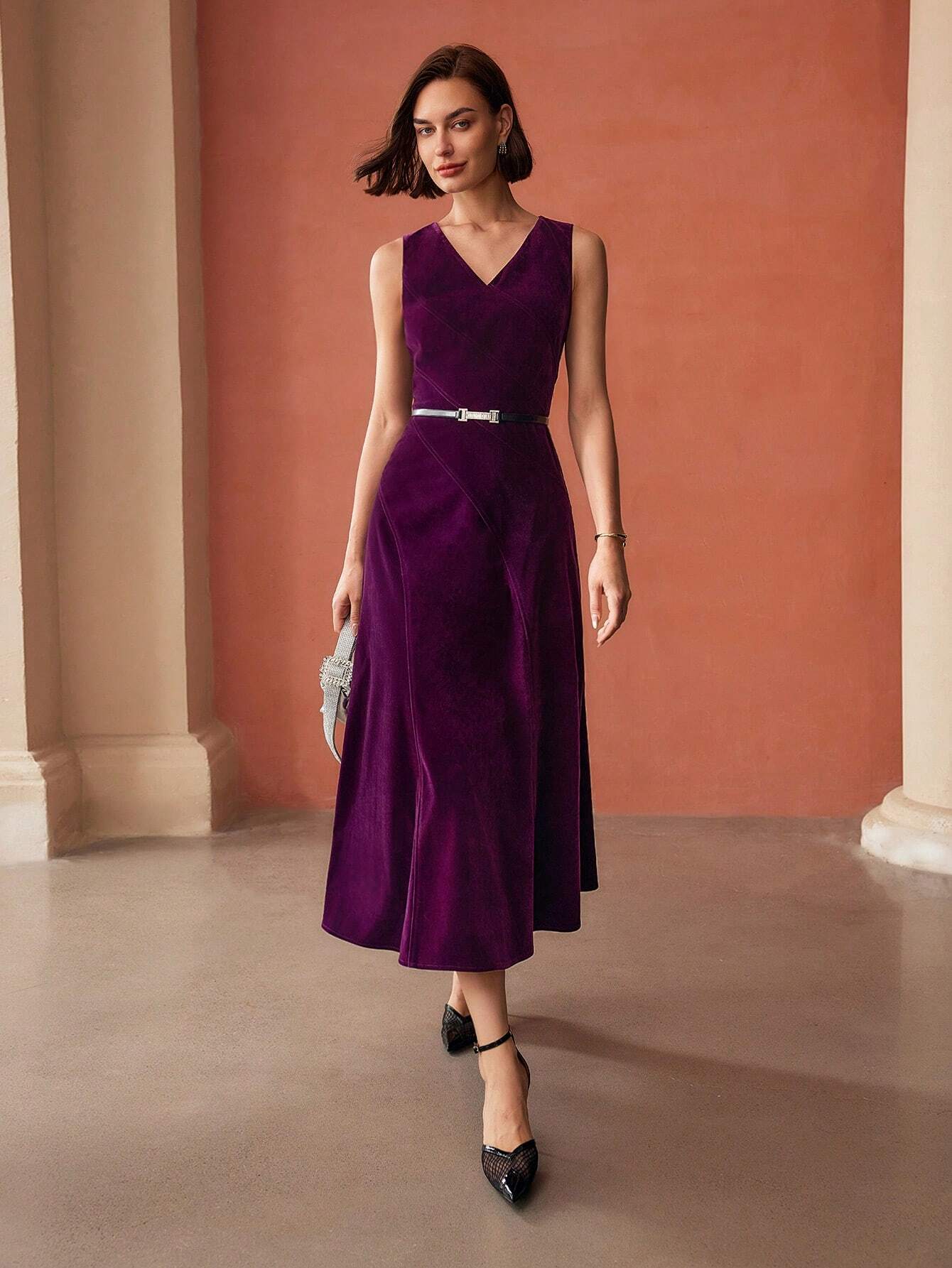 Long Dress with Neckline