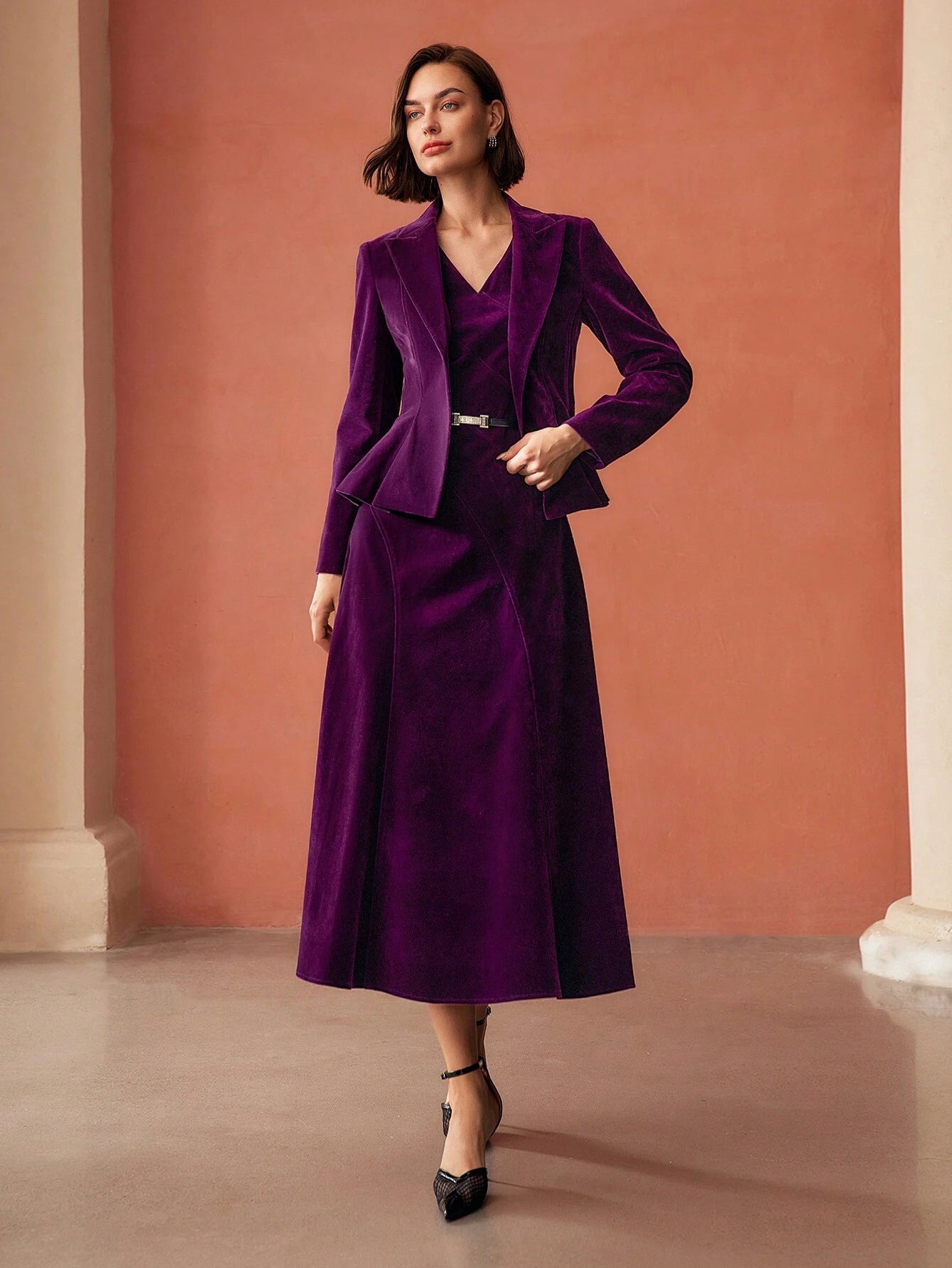 Long Dress with Neckline