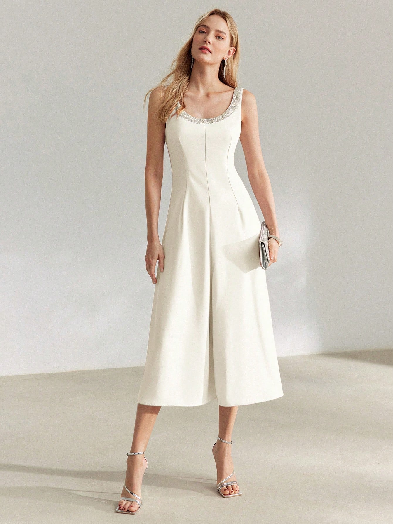 Round Neck Midi Dress