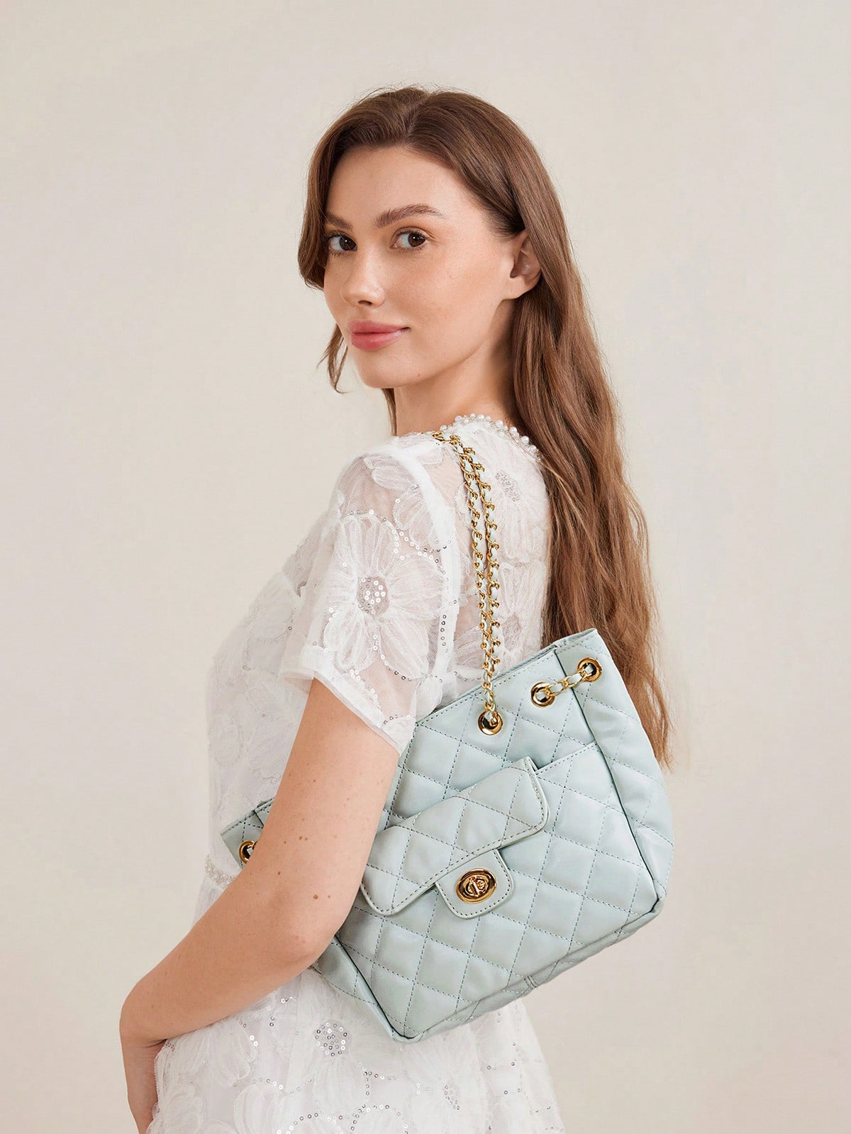 Chain Shoulder Bag